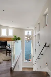 View 10
