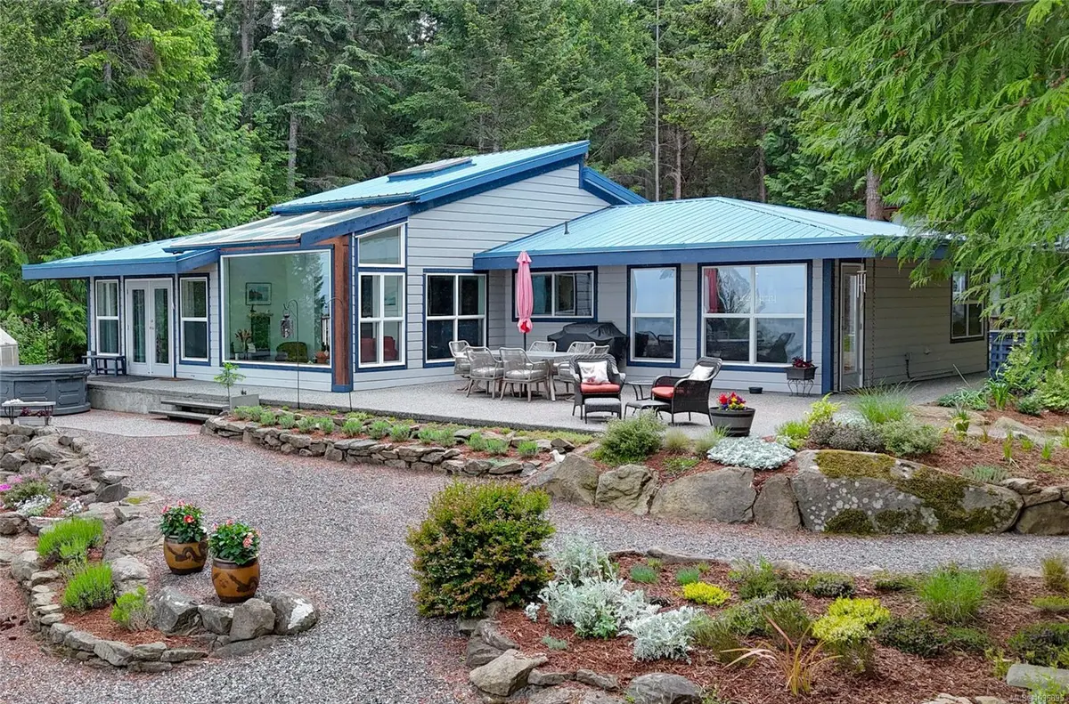 671 Horseshoe Rd, Gabriola Island BC V0R 1X3