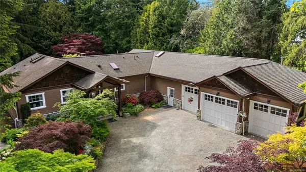 9228 Jura Rd, North Saanich BC V8L 5G1