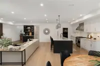 View 10