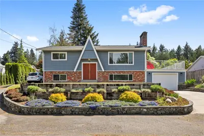 376 Aldous Rd, Qualicum Beach BC V9K 1M1