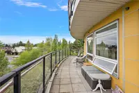 View 10