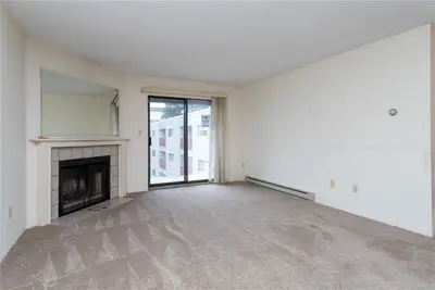 3255 Glasgow Ave # 409, Saanich BC V8X 4S4