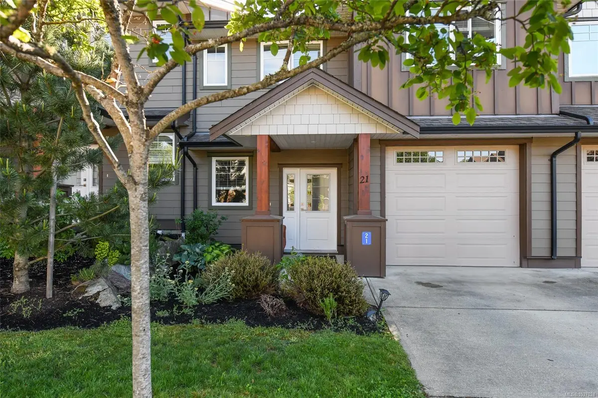 2030 Wallace Ave #21, Comox BC V9M 1X4