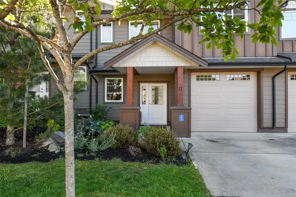 2030 Wallace Ave # 21, Comox BC V9M 1X4 - 3 bed, 3 bath in Comox