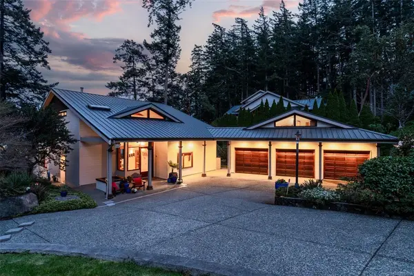 5289 William Head Rd, Metchosin BC V9C 4H5 - 5 bed, 4 bath in Metchosin