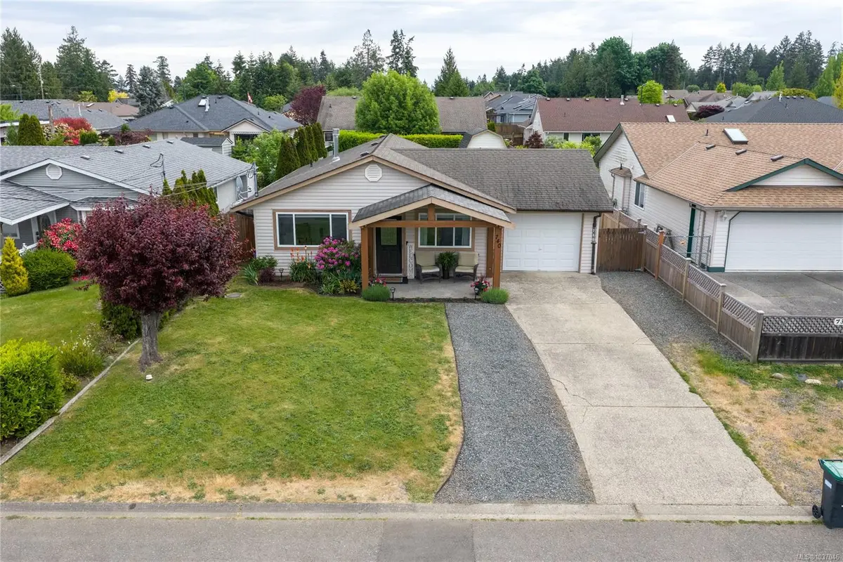 740 Phillips St, Parksville BC V9P 1A7