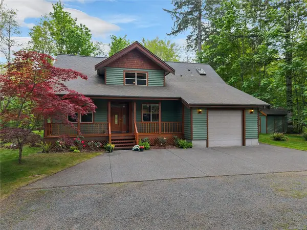4191 York Rd, Campbell River BC V9H 1B3 - 4 bed, 3 bath property for sale in Campbell River