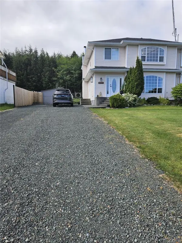 5012 Beaver Harbour Rd # A, Port Hardy BC V0N 2P0 - 3 bed, 3 bath in Port Hardy
