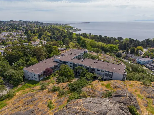 1433 Faircliff Lane # 406, Victoria BC V8S 3J6 - 1 bed, 1 bath in Victoria