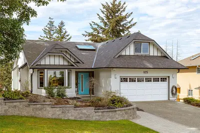 825 Bexhill Pl, Colwood BC V9C 3V5