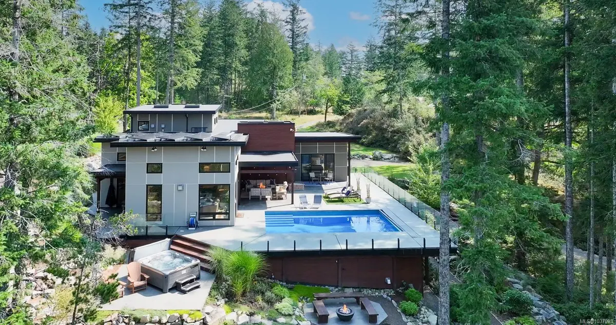 2643 Surge Narrows Rd, Quadra Island BC V0P 1A7