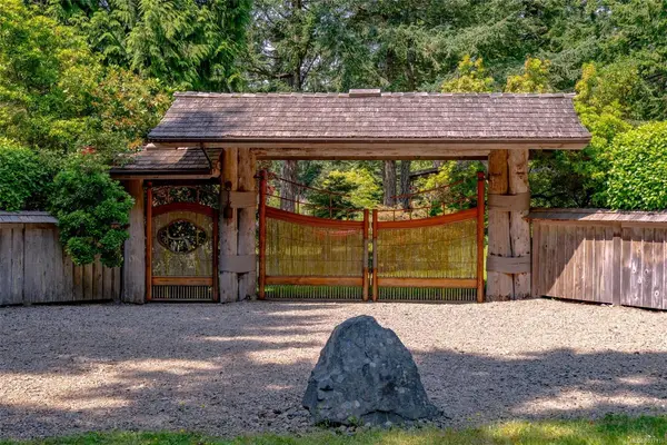 9 Teapot Rd, Lasqueti Island BC V0R 2J0 - 2 bed, 2.0 bath in Lasqueti Island