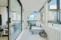 View 16