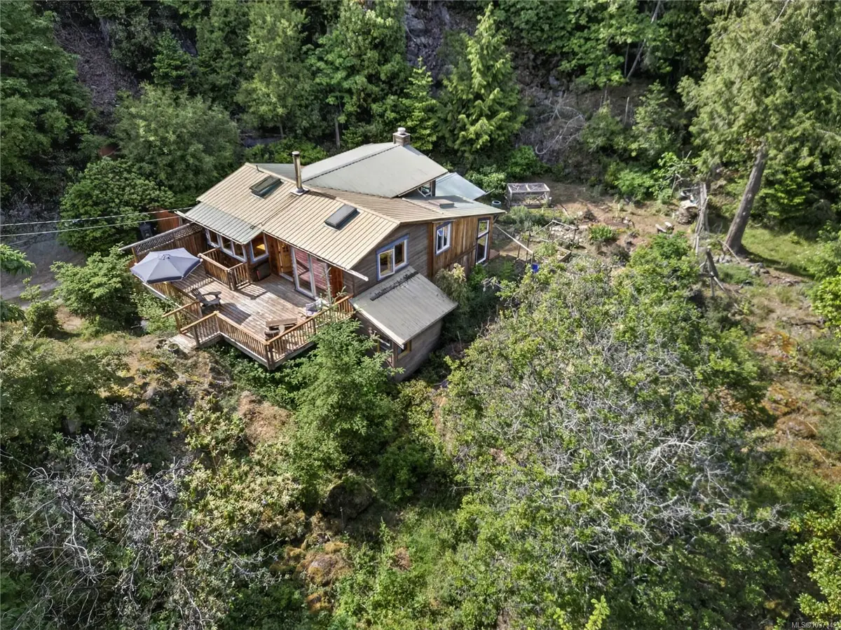 1252 Isabella Point Rd, Salt Spring BC V8K 2T9