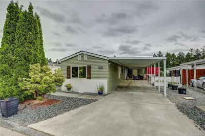 1026 Collier Cres, Nanaimo BC V9R 6K6