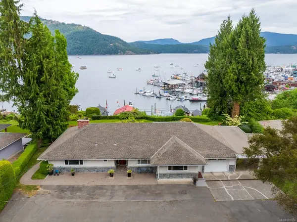 1809 Pritchard Rd, Cowichan Bay BC V0R 1N0 - 5 bed, 3.0 bath in Cowichan Bay