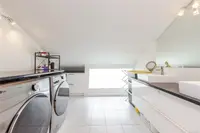 View 32