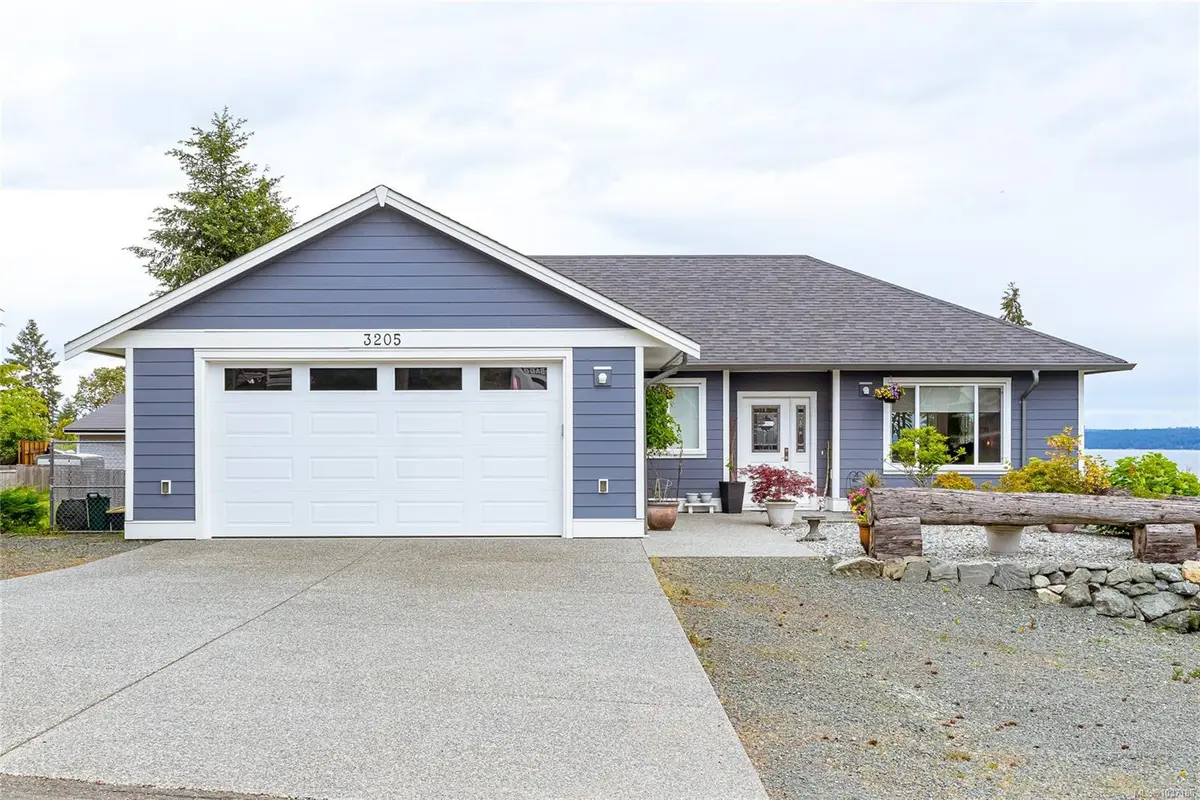 3205 Douglas St, Chemainus BC V0R 1K2