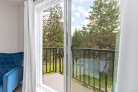 View 32