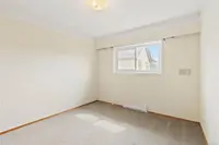 View 32
