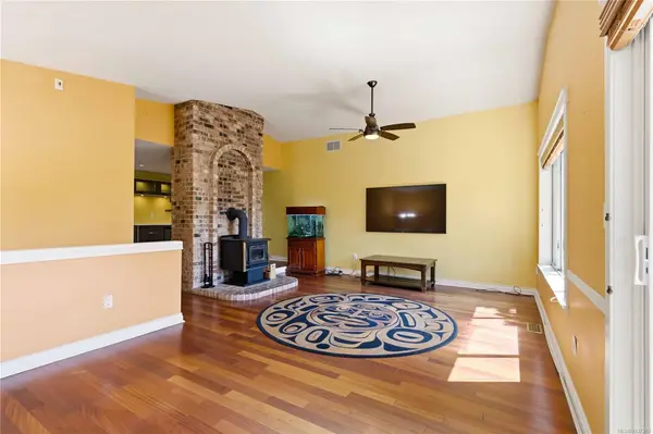 1252 Stancil Lane, View Royal BC V8Z 1R5