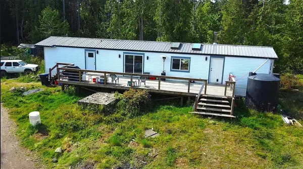 516 Berg Rd, Gabriola Island BC V0R 1X2 - 2 bed, 1 bath in Gabriola Island
