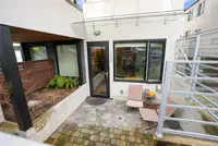View 16