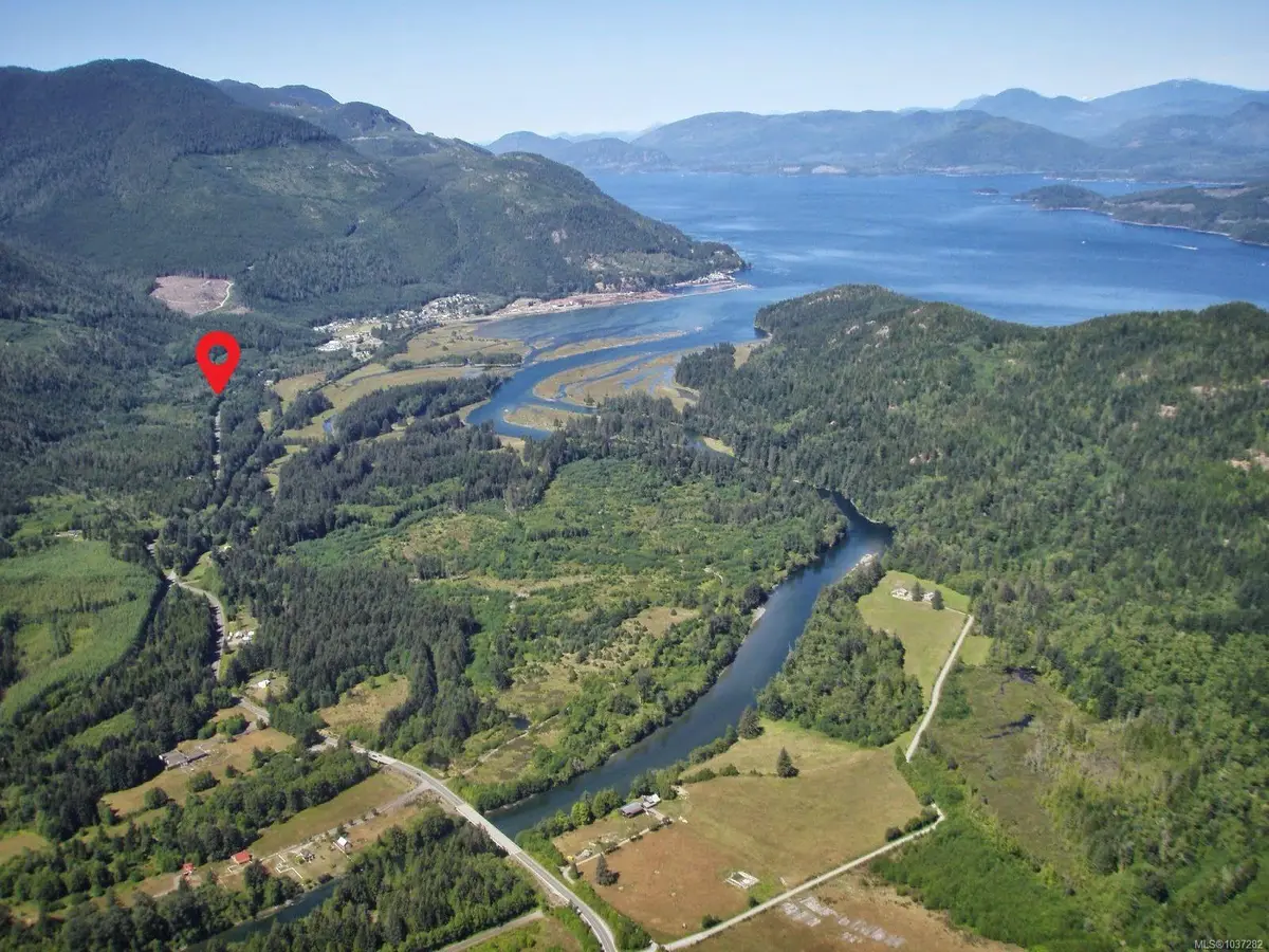 709 SAYWARD Rd, Sayward BC V0P 1R0
