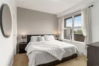 View 16