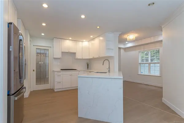 4877 Finnerty Cres, Nanaimo BC V9V 1N9 - 3 bed, 3 bath in Nanaimo