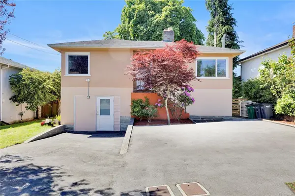 251 Sims Ave, Saanich BC V8Z 1K4