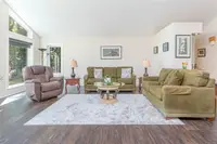 View 16