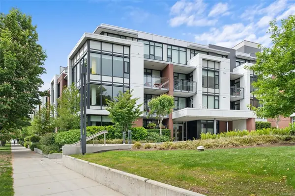404-530 Michigan St, Victoria BC V8V 0G2 - 1 bed, 1 bath property for sale in Victoria