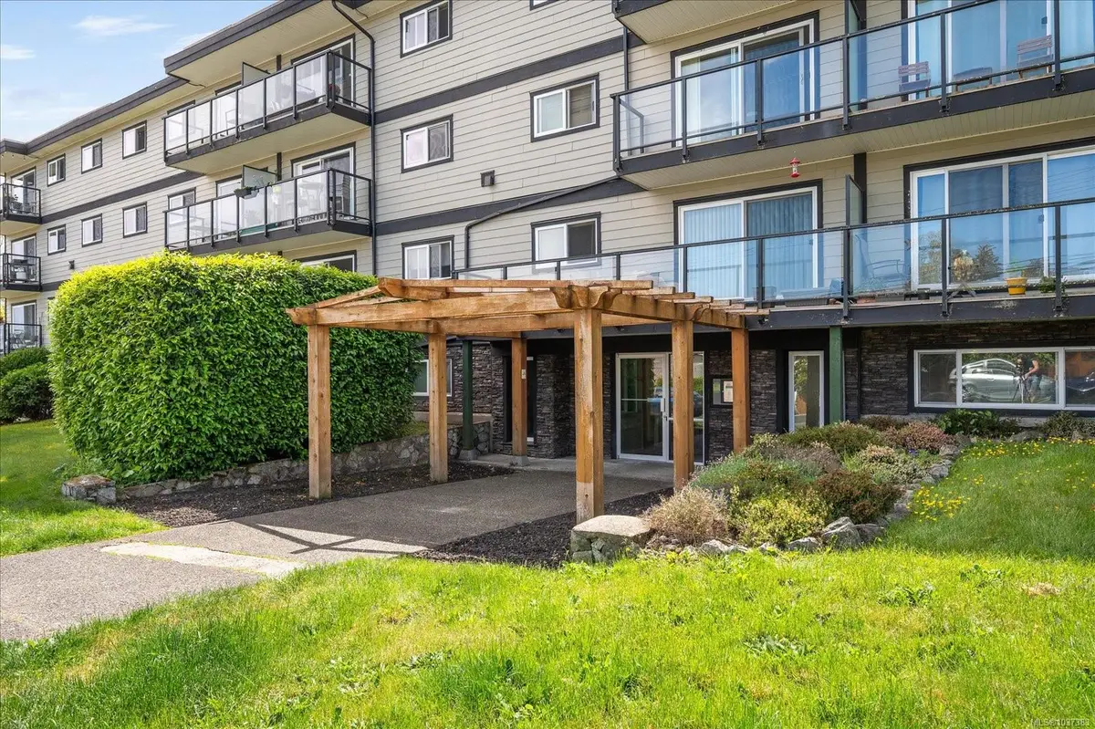 218 Bayview Ave # 112, Ladysmith BC V9G 1S9