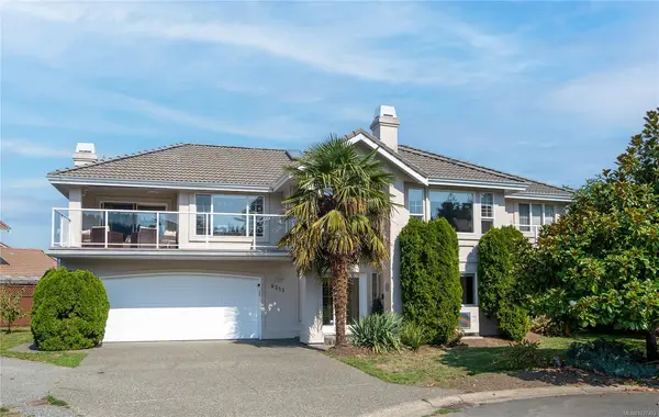 6255 Karen Crt, Central Saanich BC V8Z 7K7