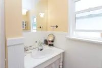 View 16