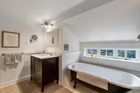 View 24