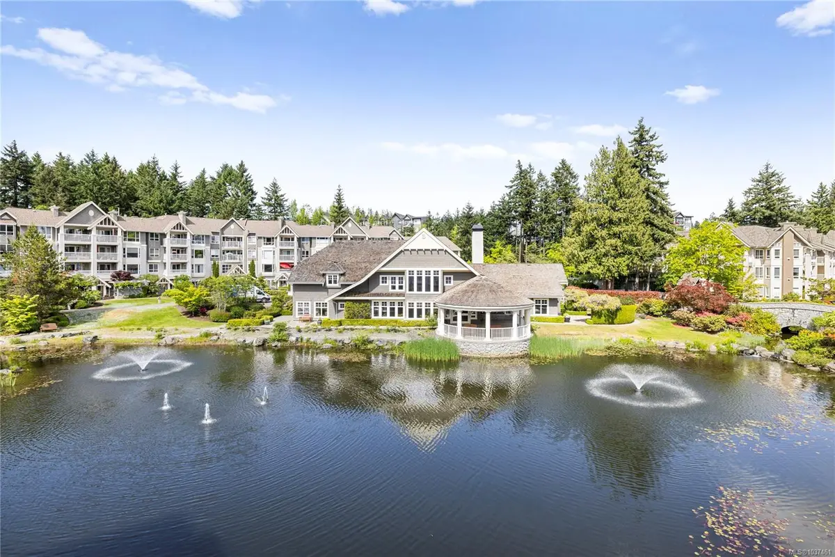 5650 Edgewater Lane #307, Nanaimo BC V9T 6K1