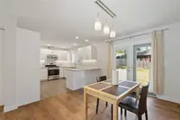 View 16
