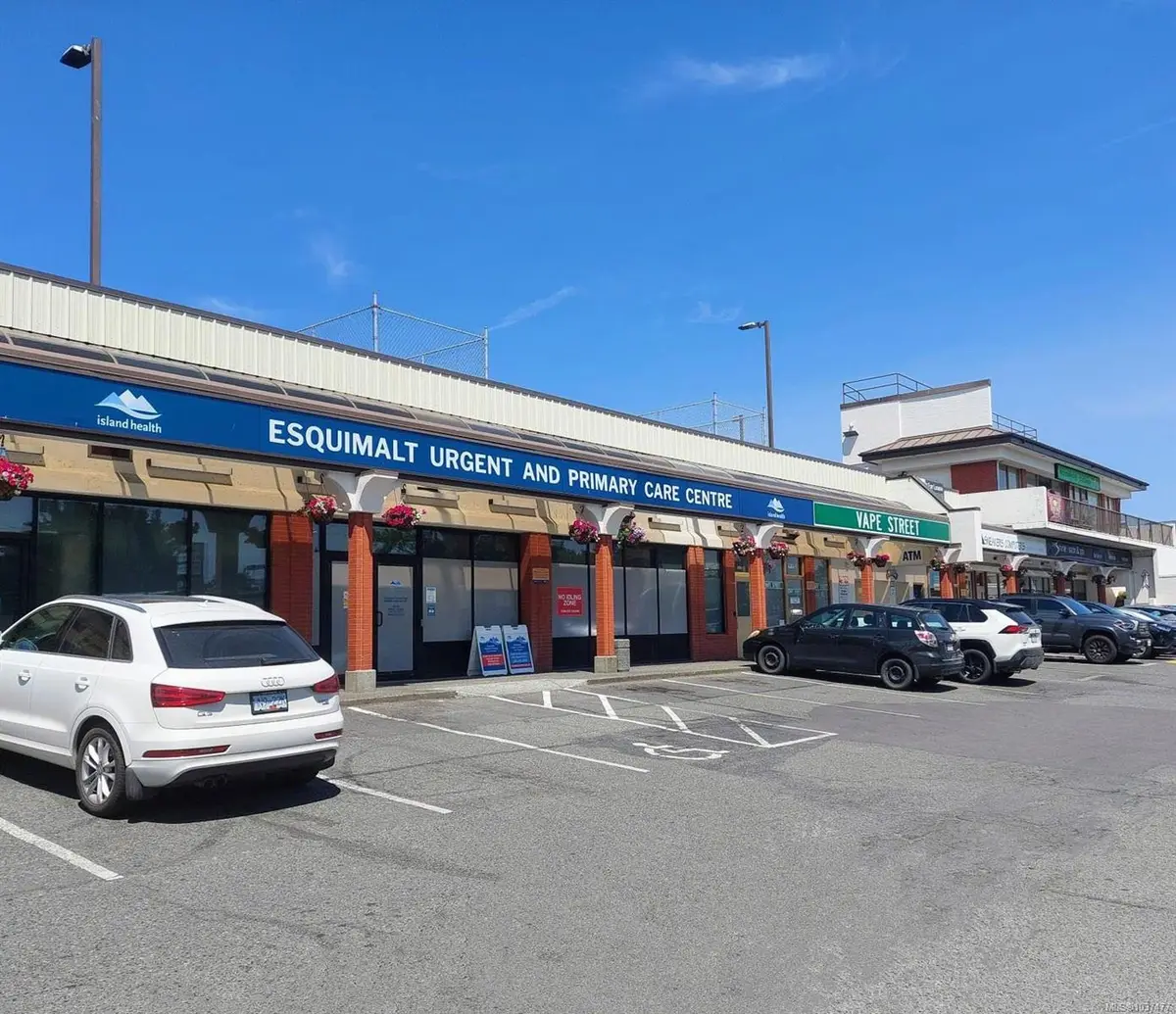 880 Esquimalt Rd #C, Esquimalt BC V9A 3M4