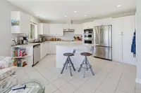 View 24