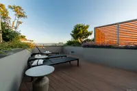 View 32