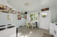 View 10