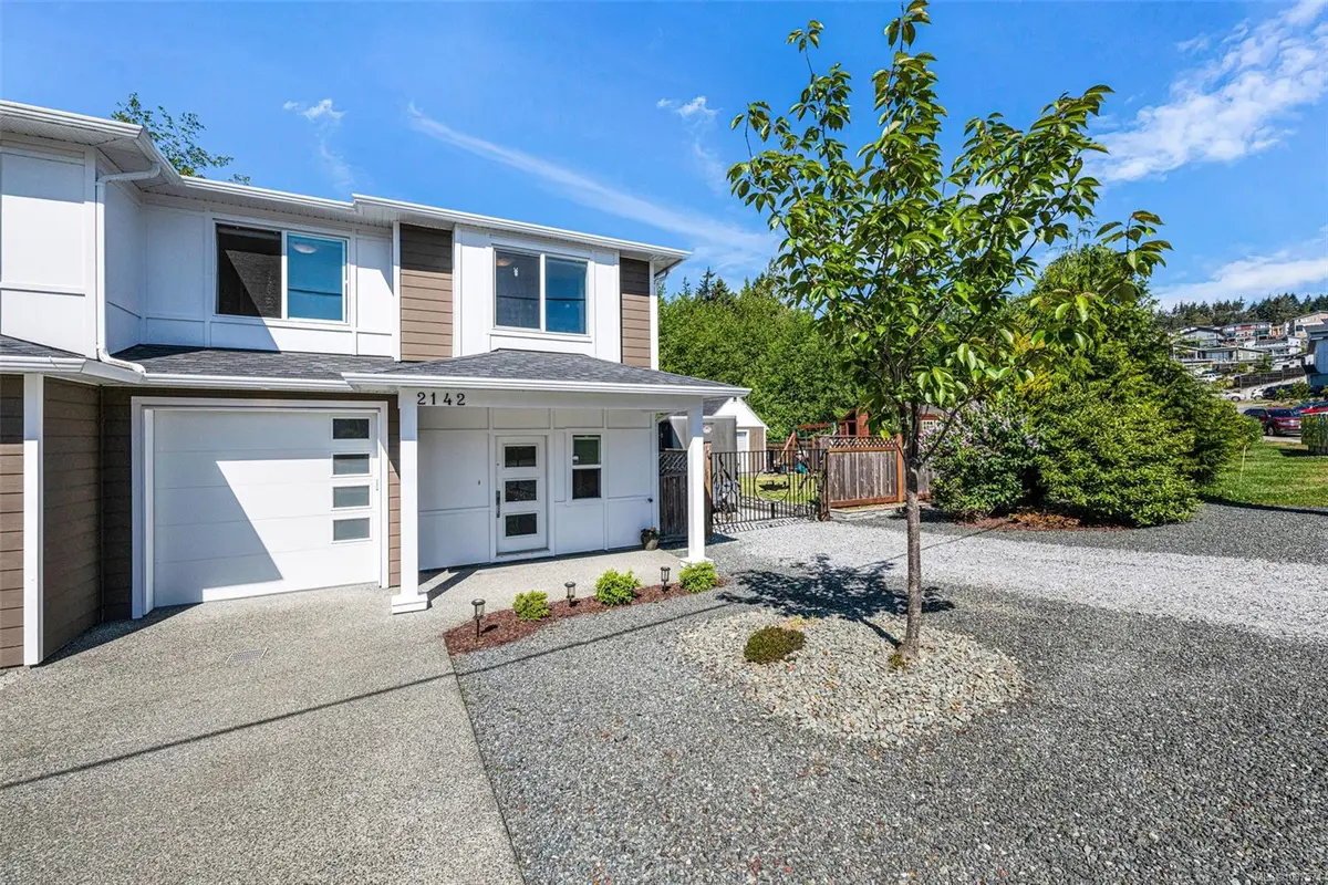 2142 Winfield Dr, Sooke BC V9Z 0N1