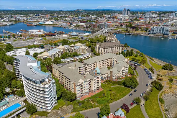 50 Songhees Rd # 109, Victoria BC V9A 7J4 - 2 bed, 1 bath in Victoria