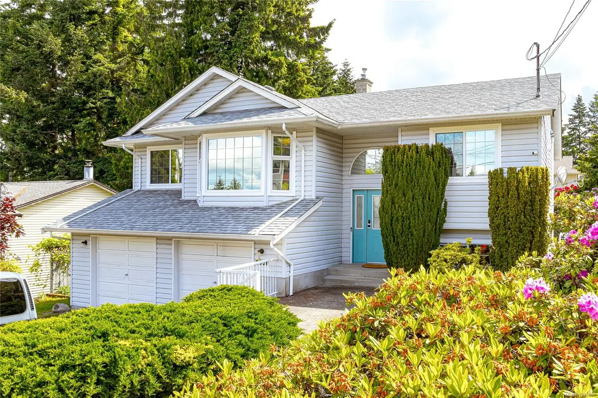 5536 Ventura Dr, Nanaimo BC V9T 5M6