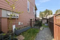 View 16