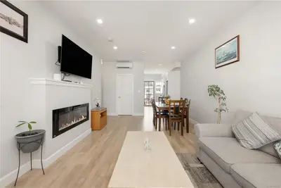 3351 Luxton Rd # 405, Langford BC V9C 0P2