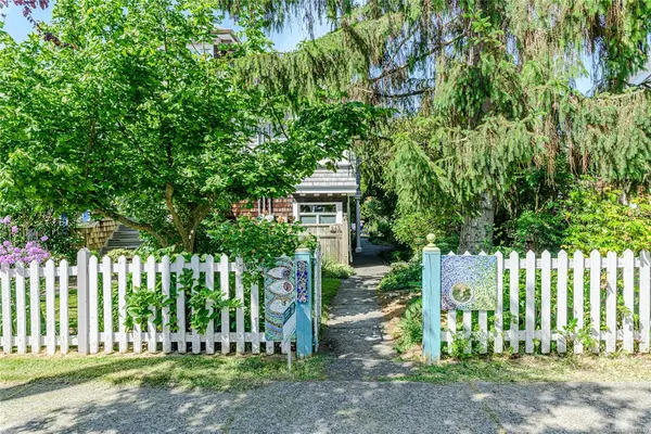 842 Princess Ave, Victoria BC V8T 1K7